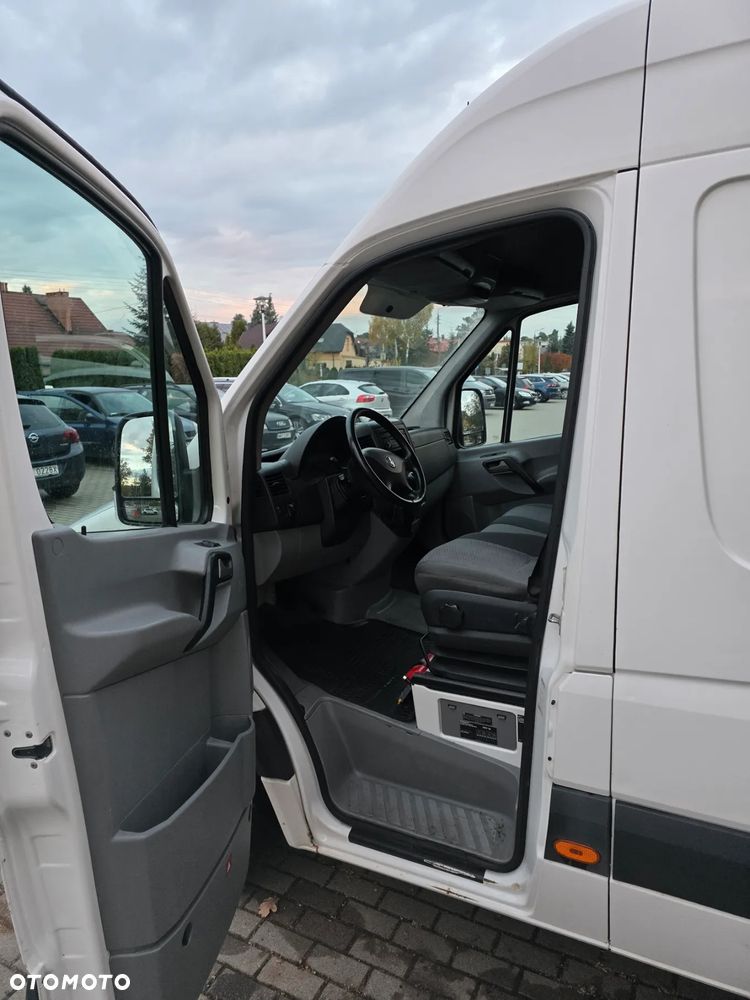 Volkswagen CRAFTER - 13