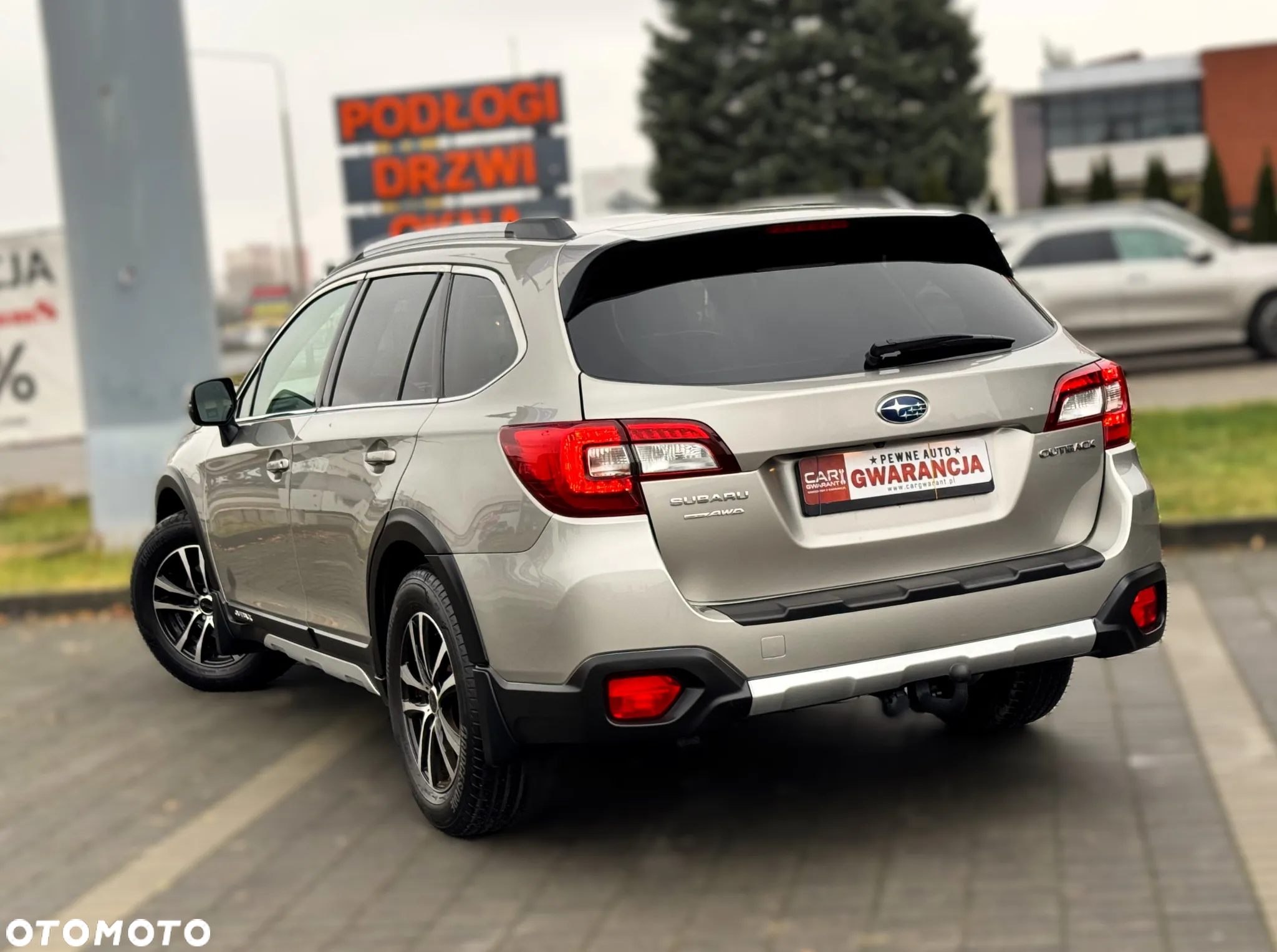 Subaru Outback 2.5i Exclusive - 10