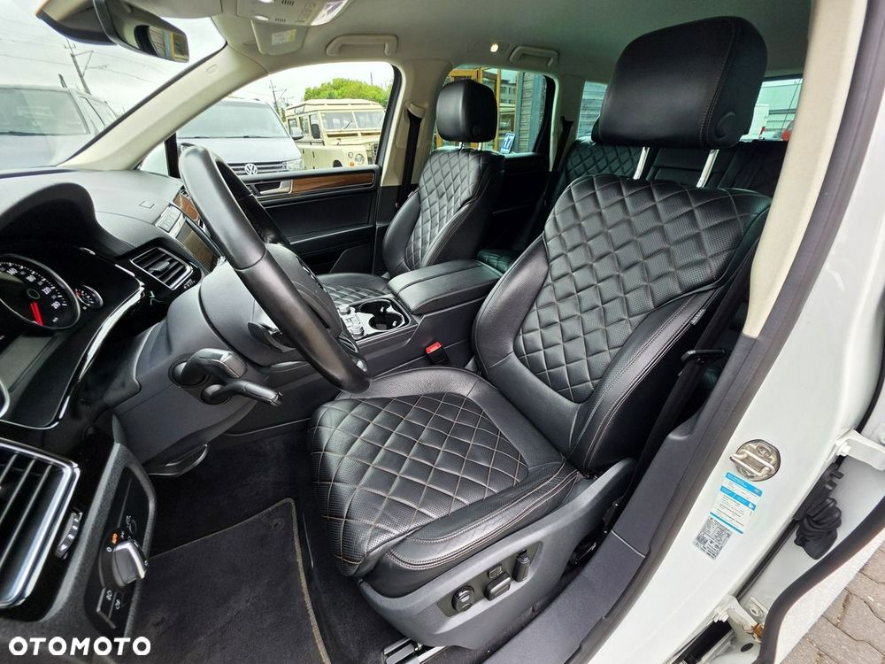 Volkswagen Touareg 3.0 V6 TDI SCR Blue Motion DPF Automatik Executive Edition - 11