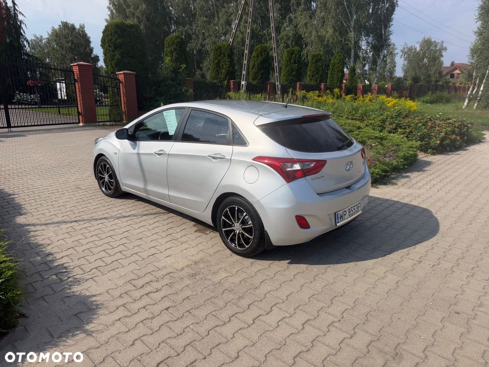 Hyundai i30 1.4 Classic - 4