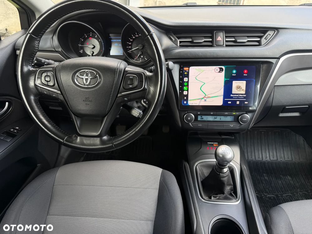 Toyota Avensis - 9