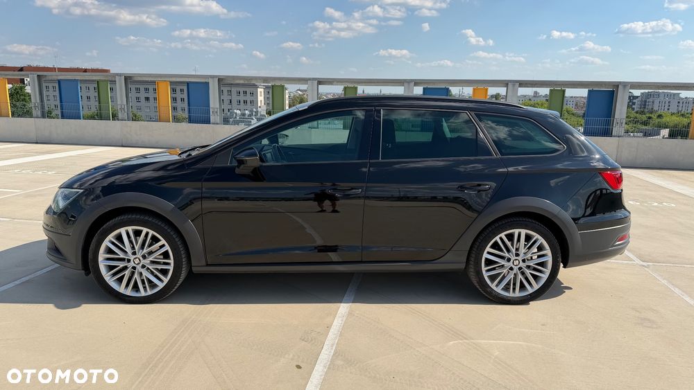 Seat Leon Sportstourer 1.8 TSI Start&Stop 4Drive DSG X-Perience - 4