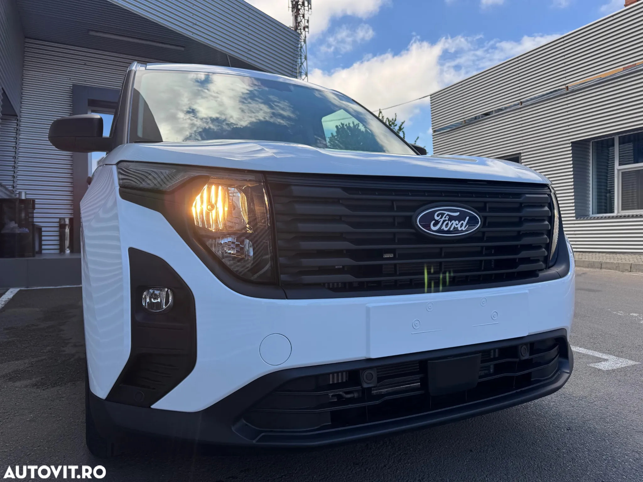 Ford Courier - 21