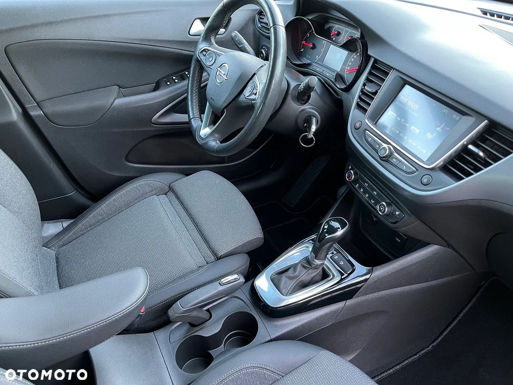 Opel Crossland X - 14