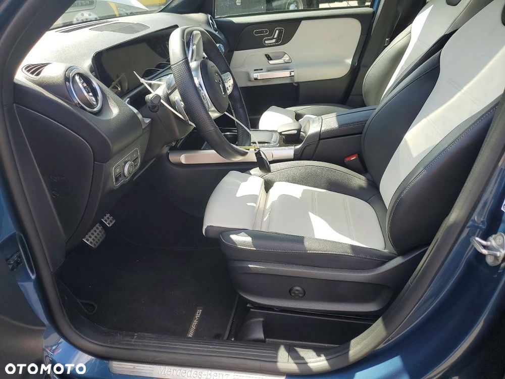 Mercedes-Benz GLB - 7