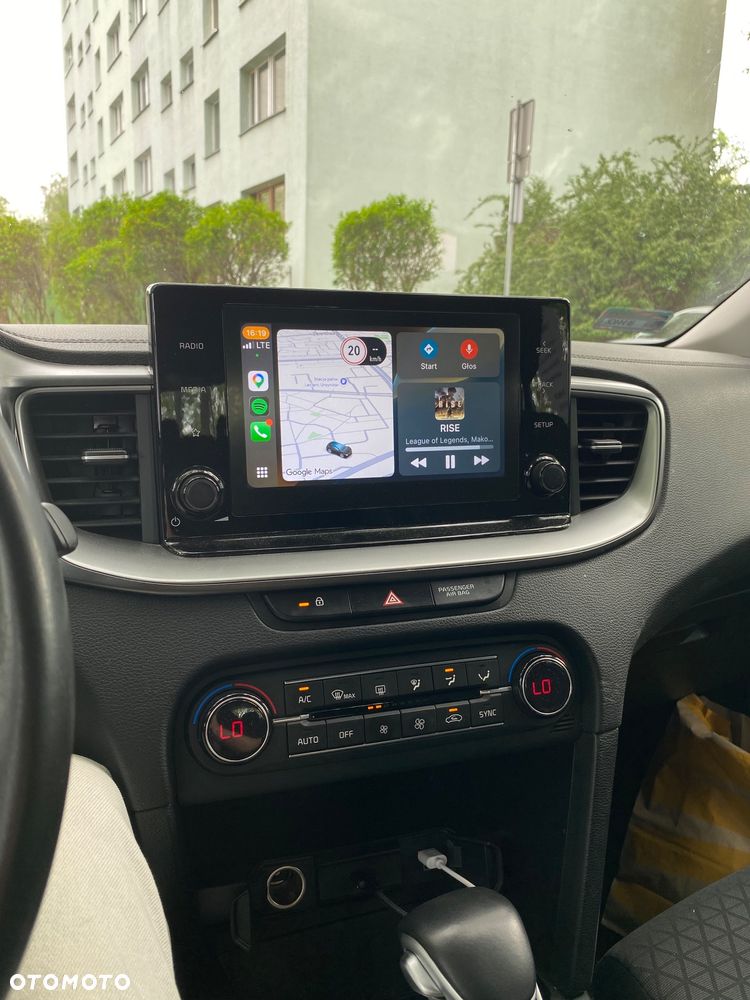 Kia Ceed - 9