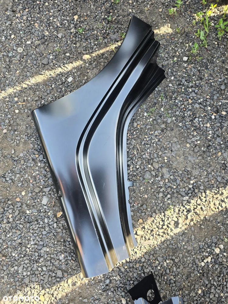 Próg prawy tył Clio V - 1