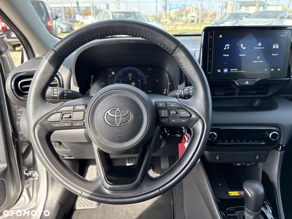 Toyota Yaris Hybrid 1.5 Style - 22