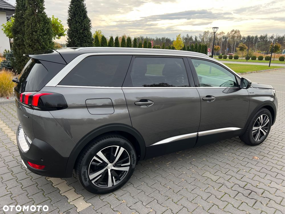 Peugeot 5008 - 10