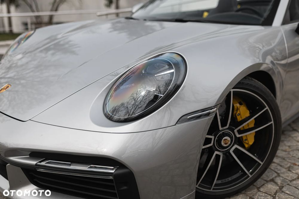Porsche 911 Turbo S - 2