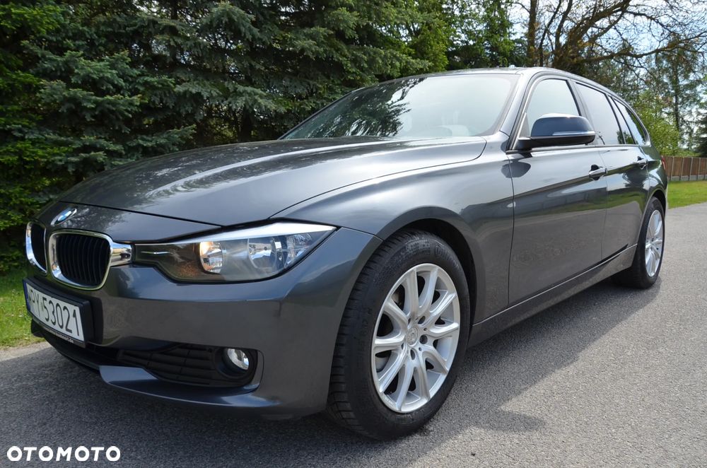 BMW Seria 3 318d Blue Performance Sport Line - 12