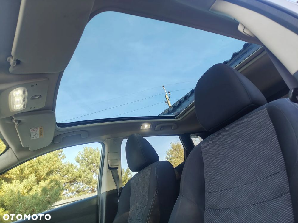 Nissan Qashqai 1.5 dCi Tekna - 9