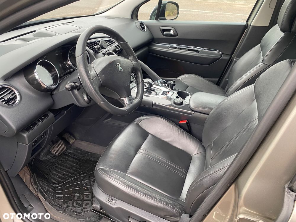 Peugeot 3008 2.0 HDi HYbrid4 - 18