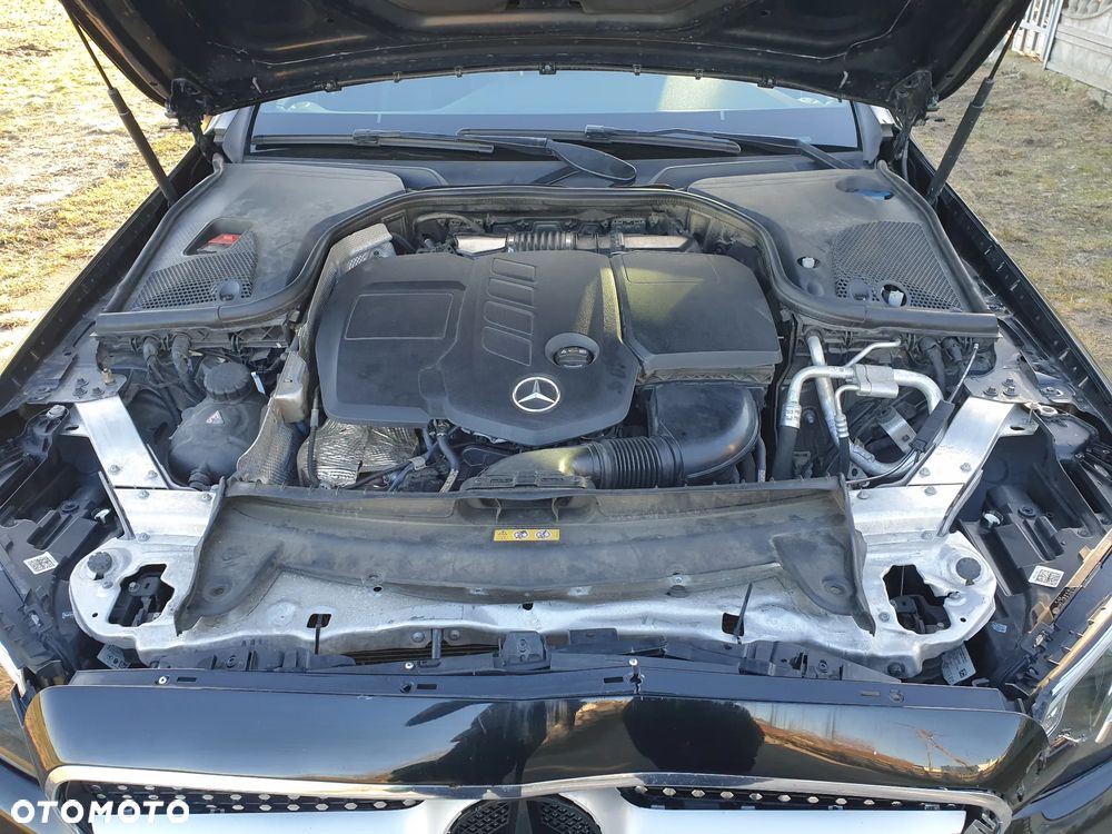 Mercedes-Benz Klasa E 220 d 9G-TRONIC - 13