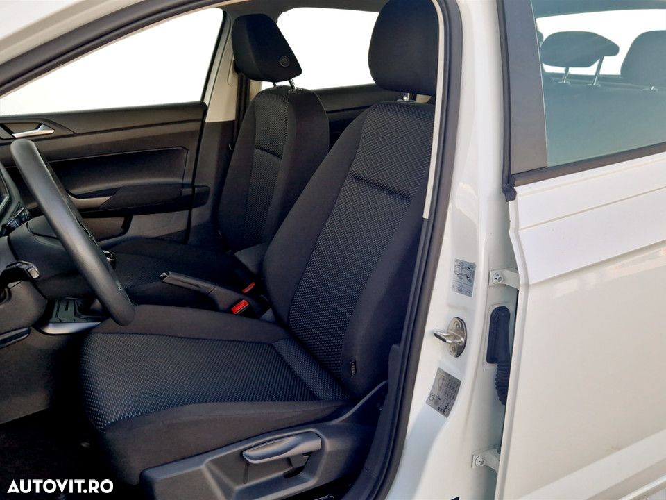 Volkswagen Polo - 12
