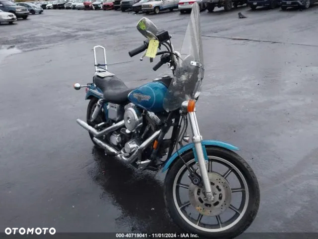 Harley-Davidson Dyna Glide - 12