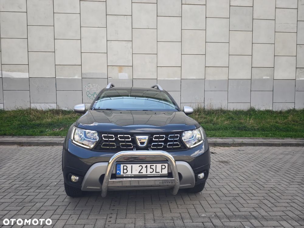 Dacia Duster 1.6 SCe Blackshadow S&S - 8