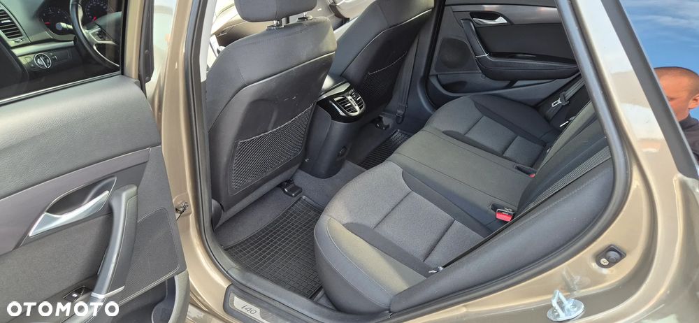 Hyundai i40 i40cw 1.7 CRDi Fifa World Cup Edition - 8