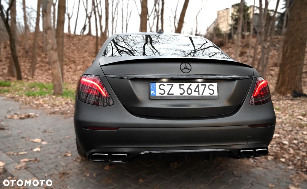 Mercedes-Benz Klasa E - 14