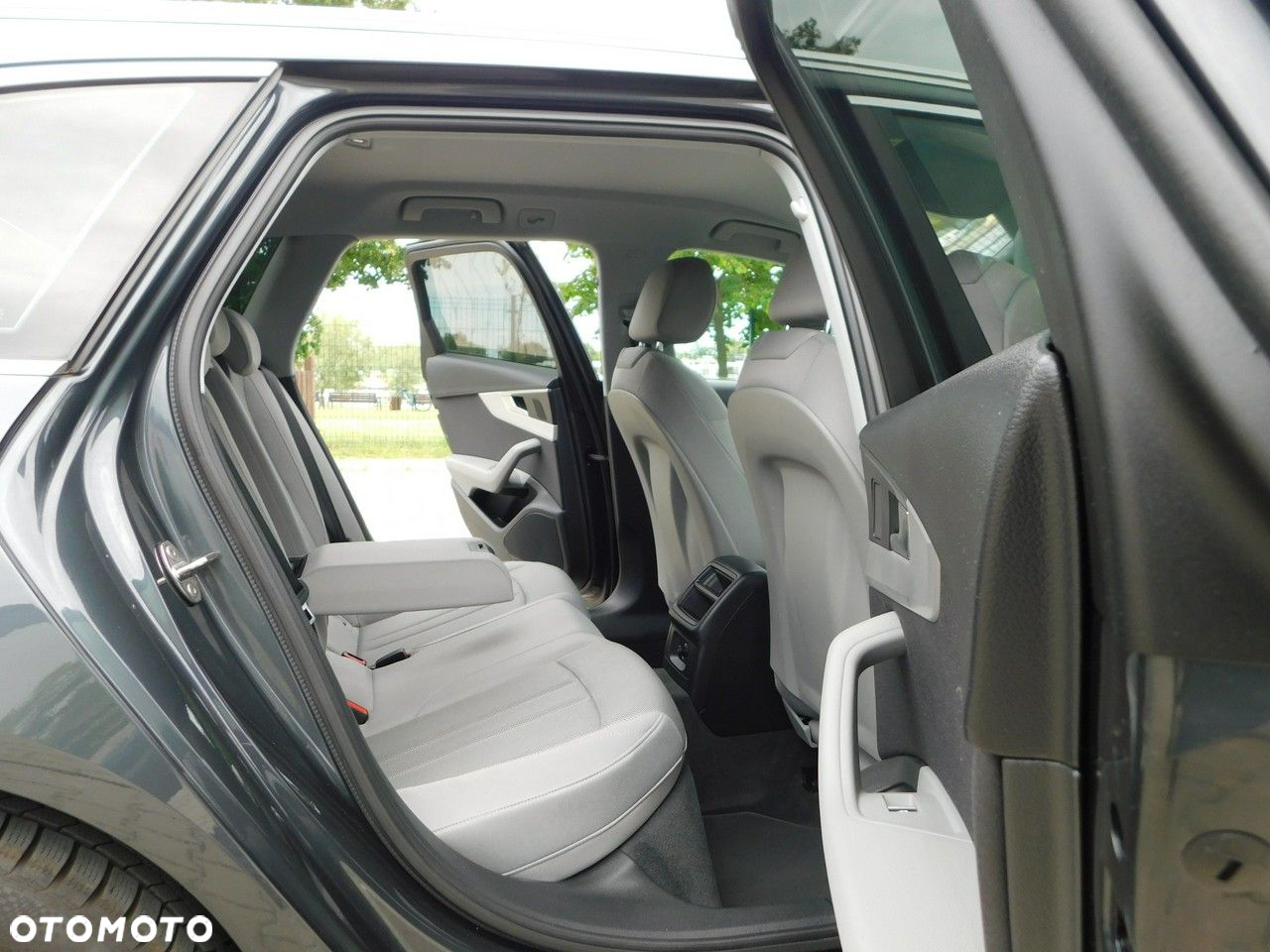 Audi A4 - 14