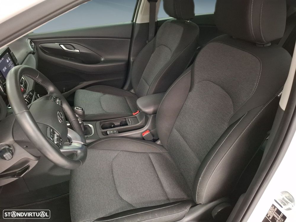 Hyundai i30 1.0 T-GDI Style Plus - 11