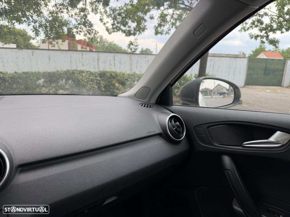Audi A1 1.6 TDI Ambition - 22