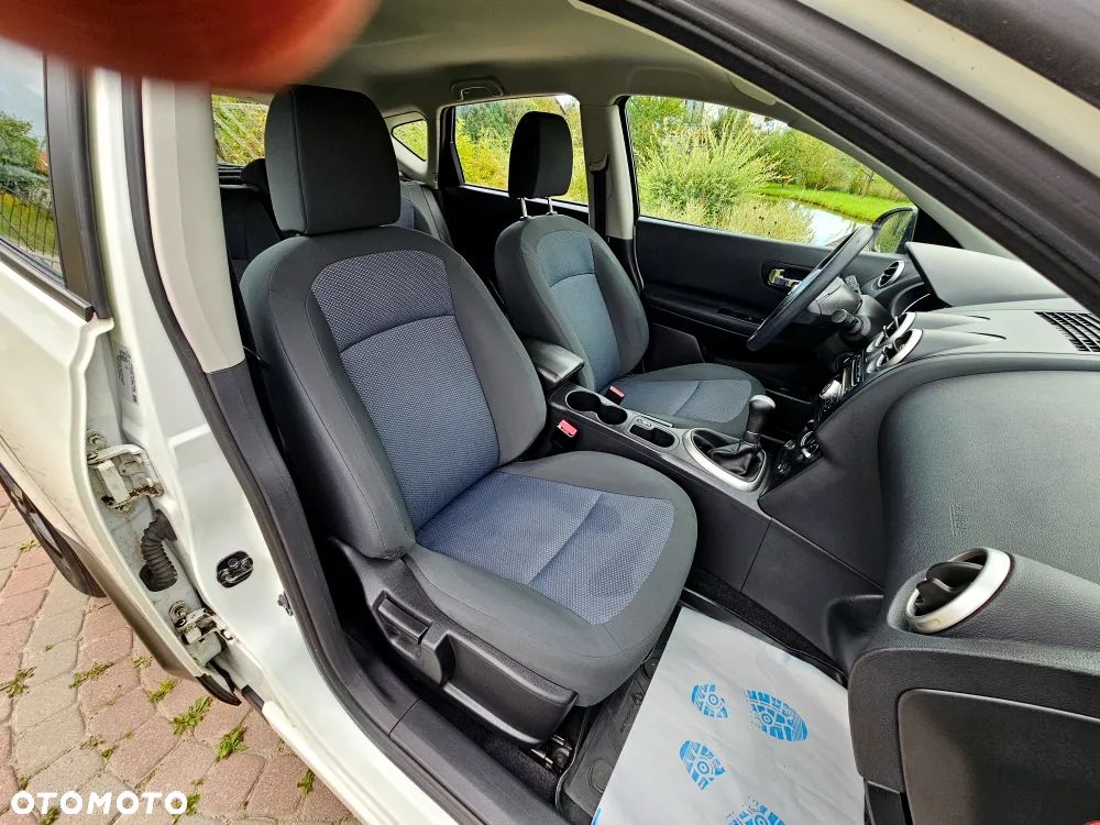 Nissan Qashqai 1.6 visia - 21