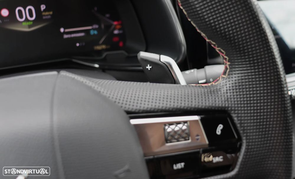 DS DS7 E-Tense Performance Line EAT8 - 37