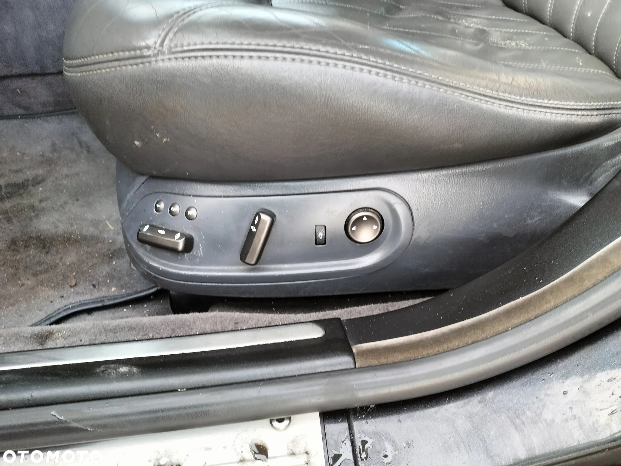 FOTELE PRZÓD KANAPA TYŁ LANCIA THESIS 01-09r 2.4 JTD - 6