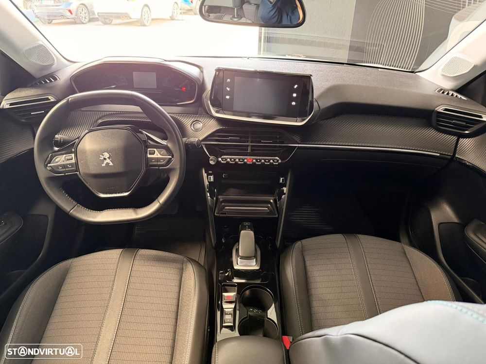 Peugeot e-208 50 kWh Allure - 17