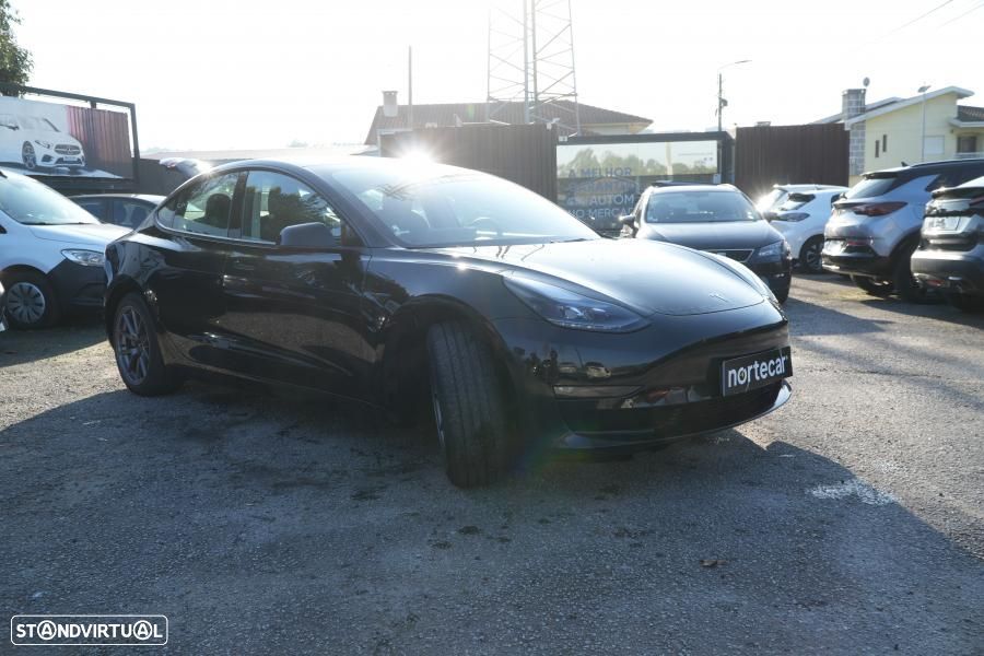 Tesla Model 3 Long Range Tração Traseira - 4