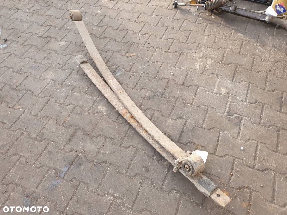 RESOR TYLNY VOLKSWAGEN CRAFTER 9063202206 - 2