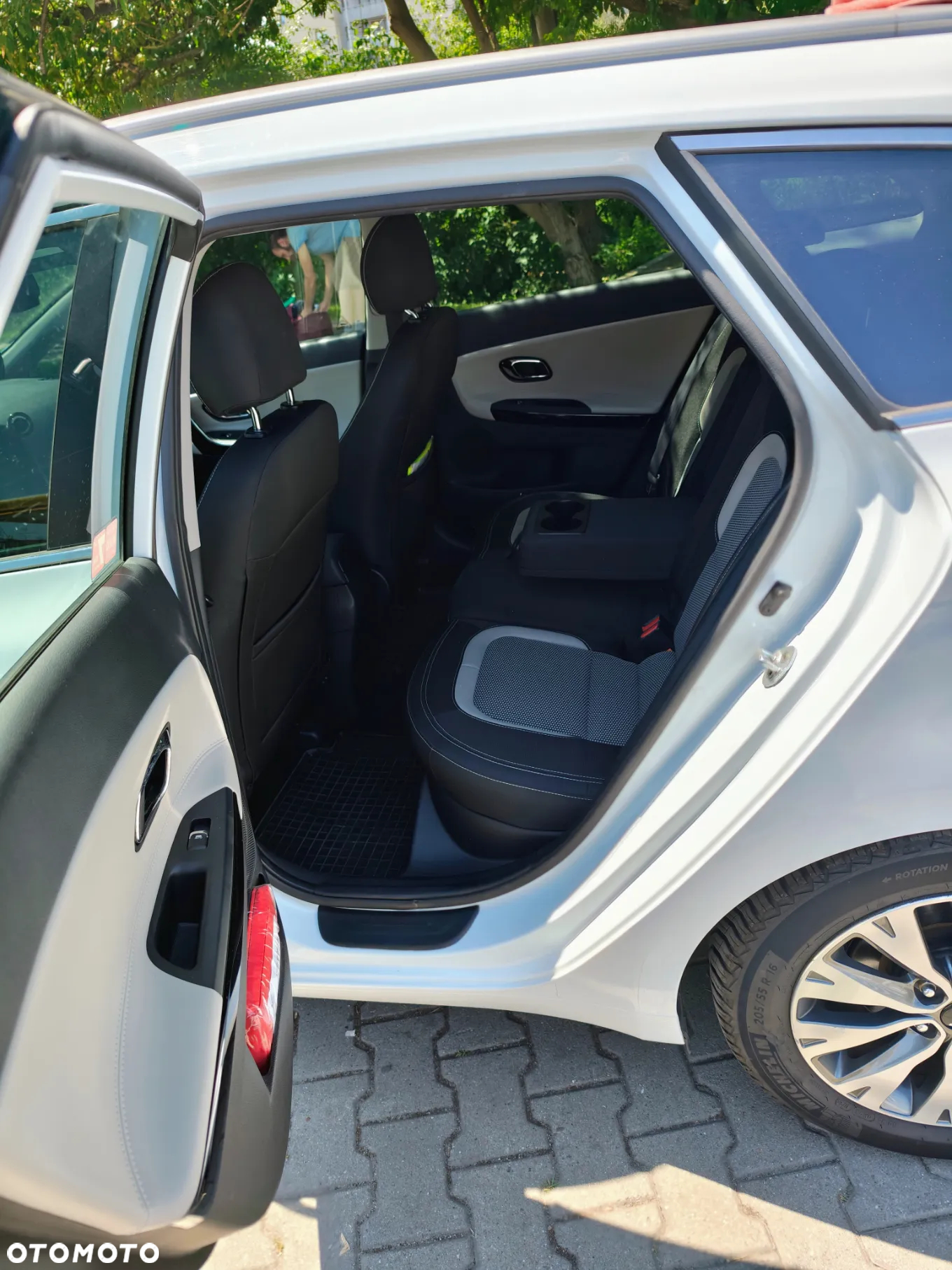 Kia Ceed Cee'd 1.6 GDI L Business Line - 8