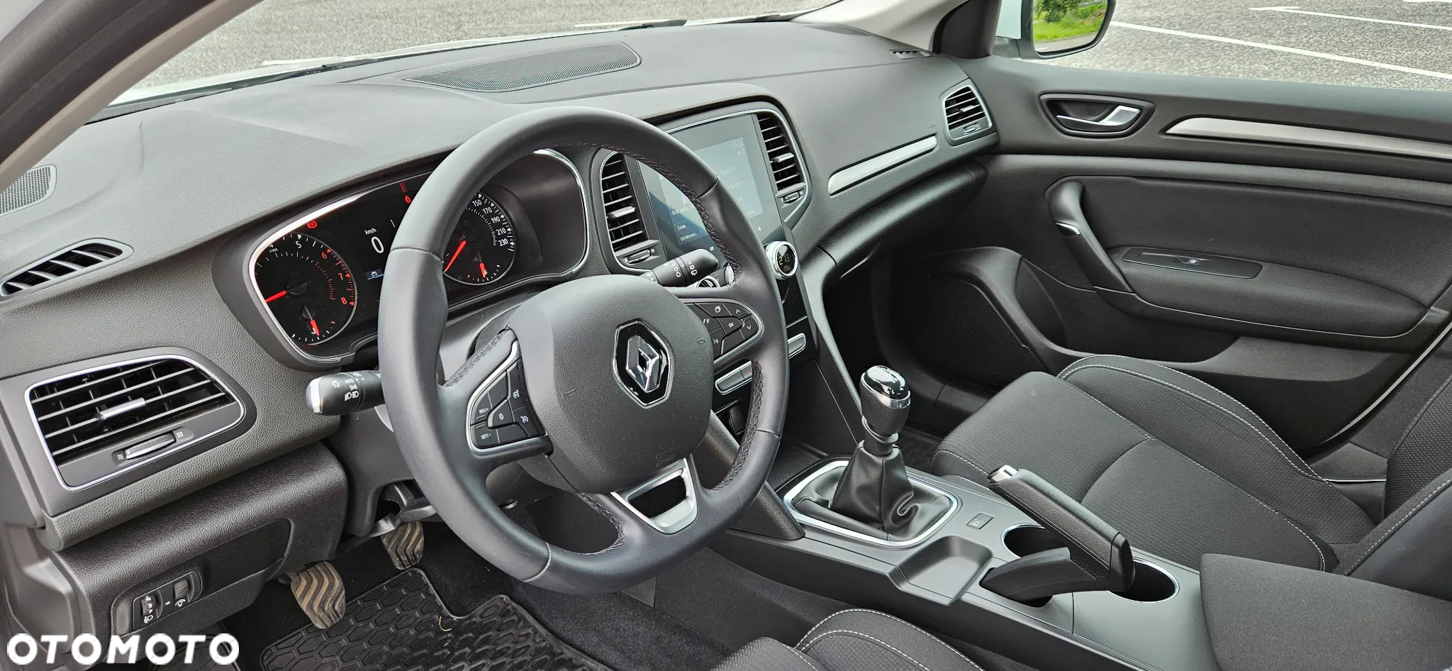 Renault Megane 1.3 TCe FAP Zen - 9