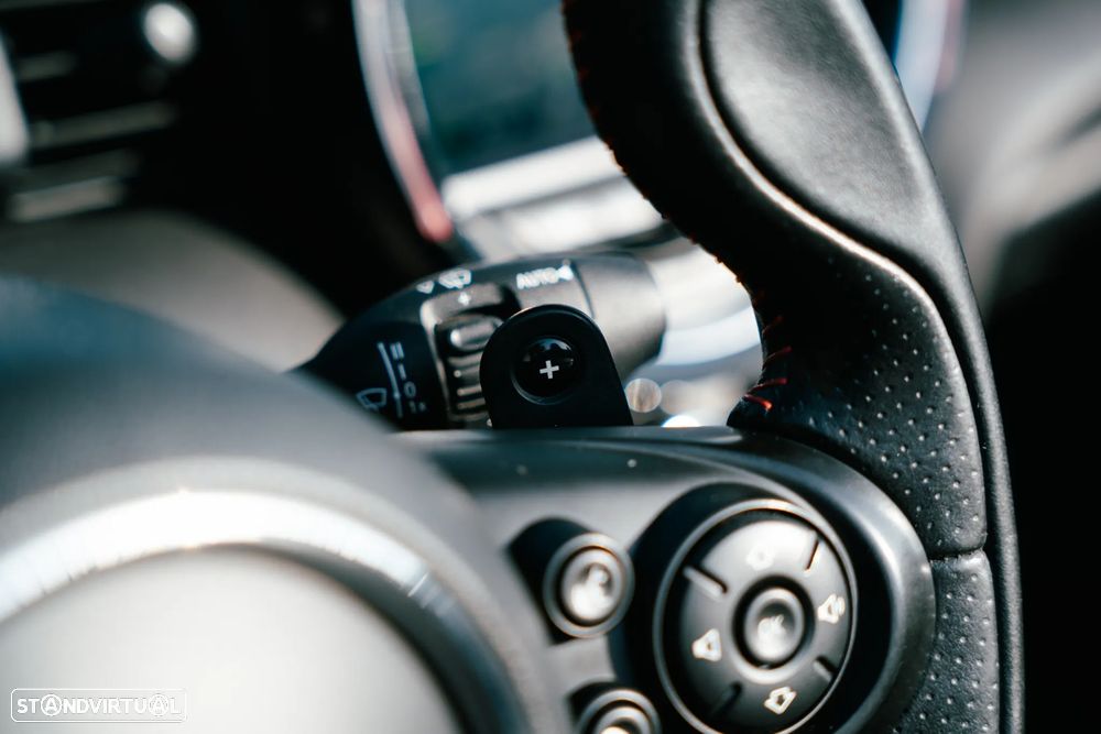 MINI Cabrio John Cooper Works Auto Desportiva - 27