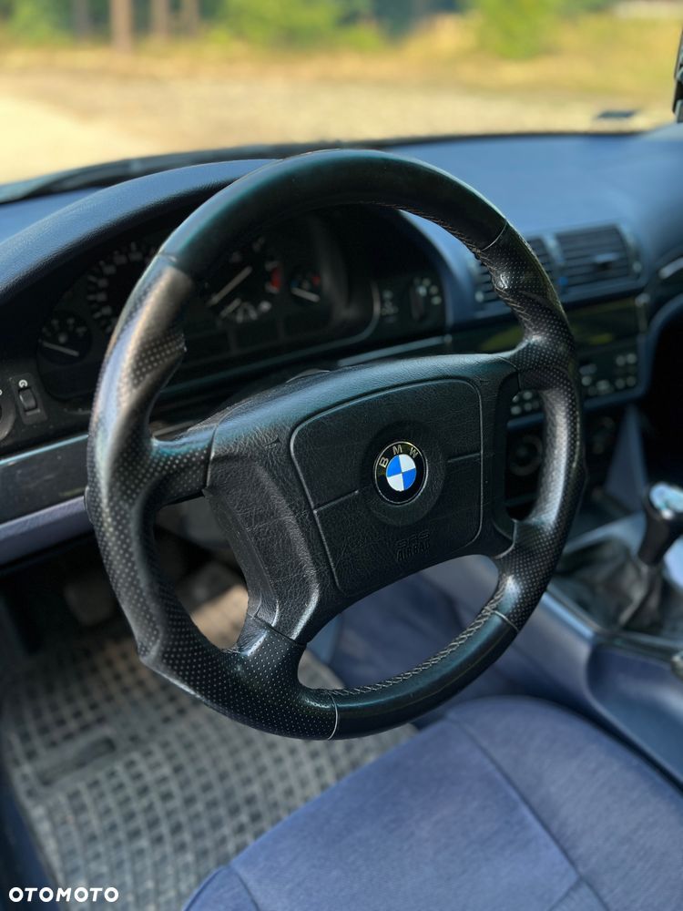 BMW Seria 5 - 11