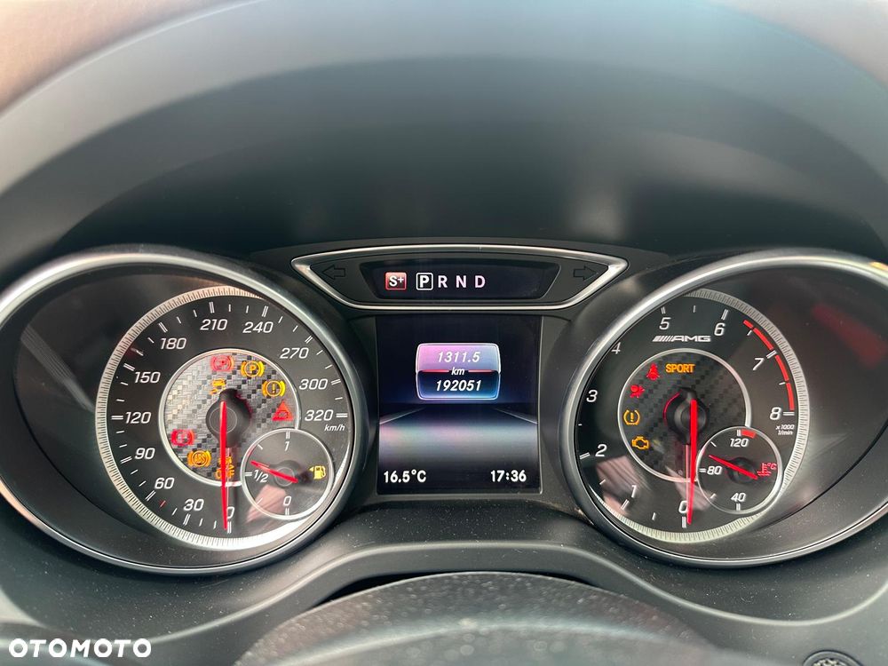 Mercedes-Benz CLA - 9