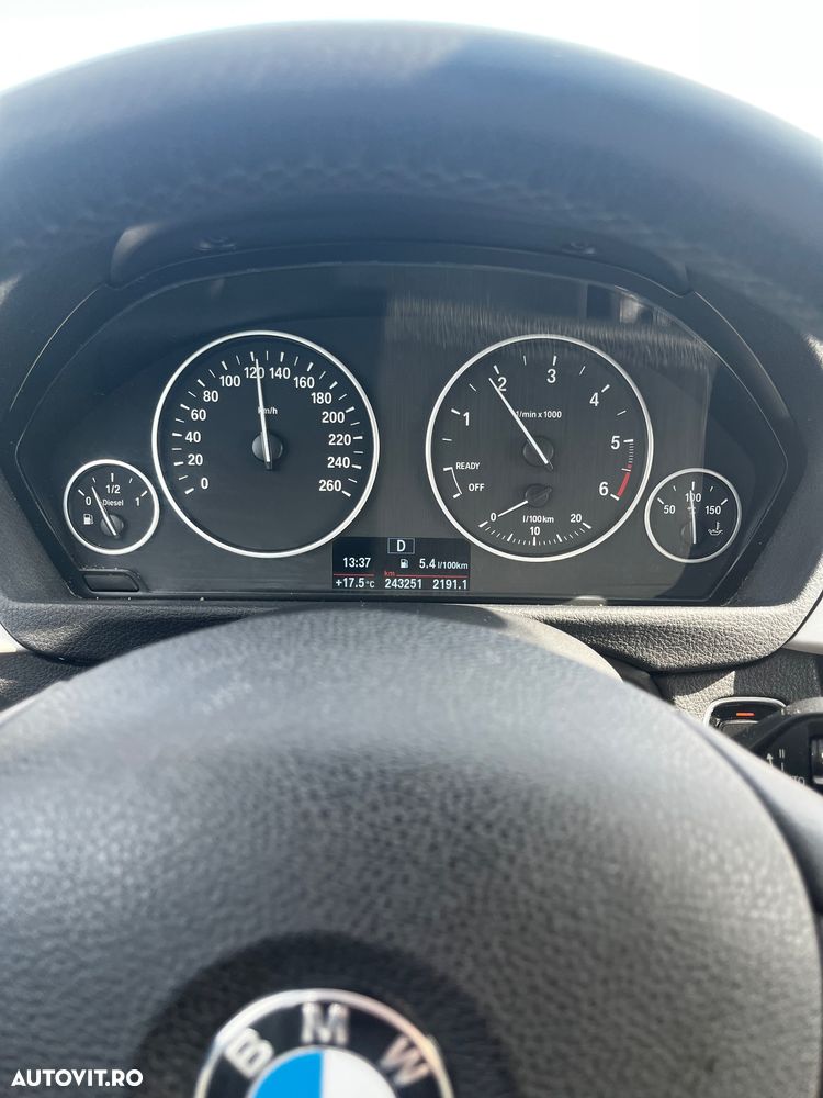 BMW Seria 3 320d xDrive AT - 15