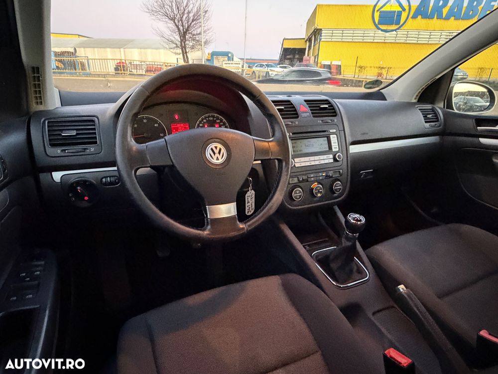 Volkswagen Golf 1.9 TDI DPF Tour - 28