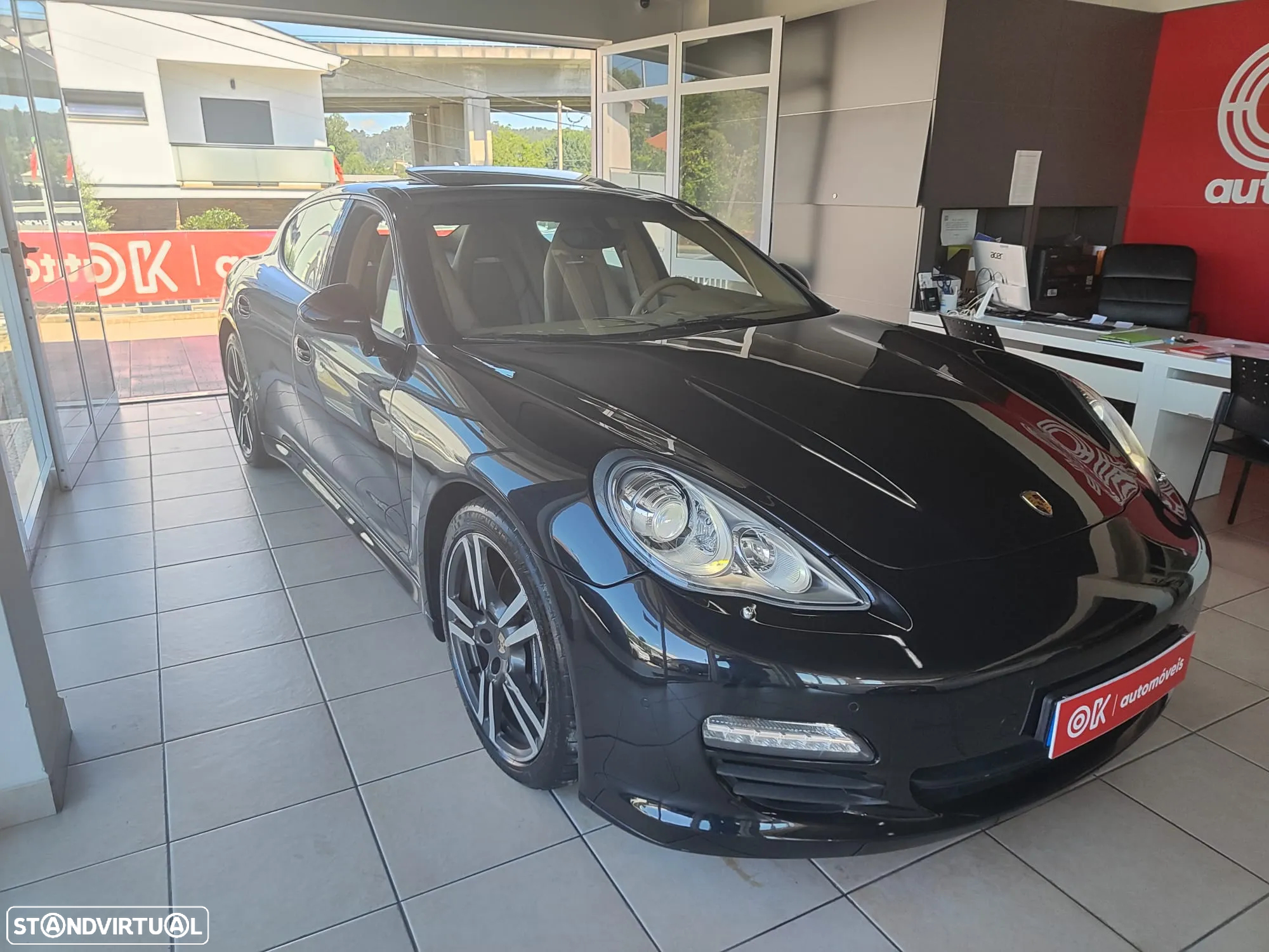 Porsche Panamera Platinum Edition - 2
