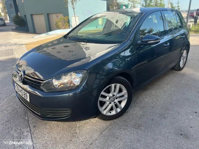 VW Golf 2.0 TDi Confortline - 1