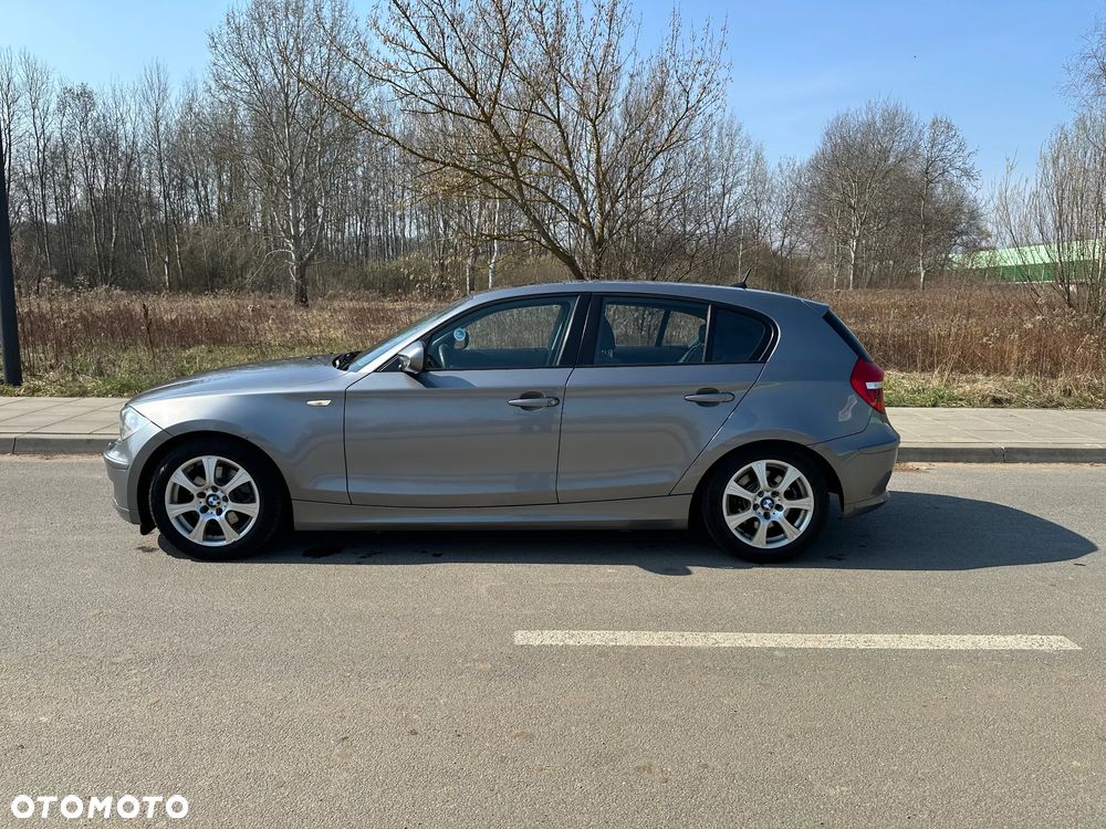 BMW Seria 1 120d DPF - 3