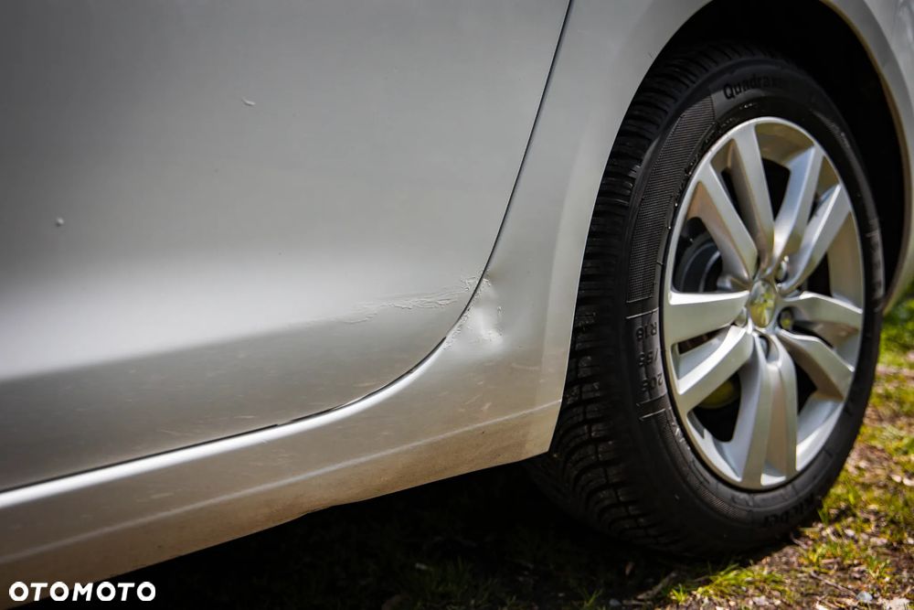 Peugeot 308 BlueHDi 120 EAT6 Stop & Start Active - 9