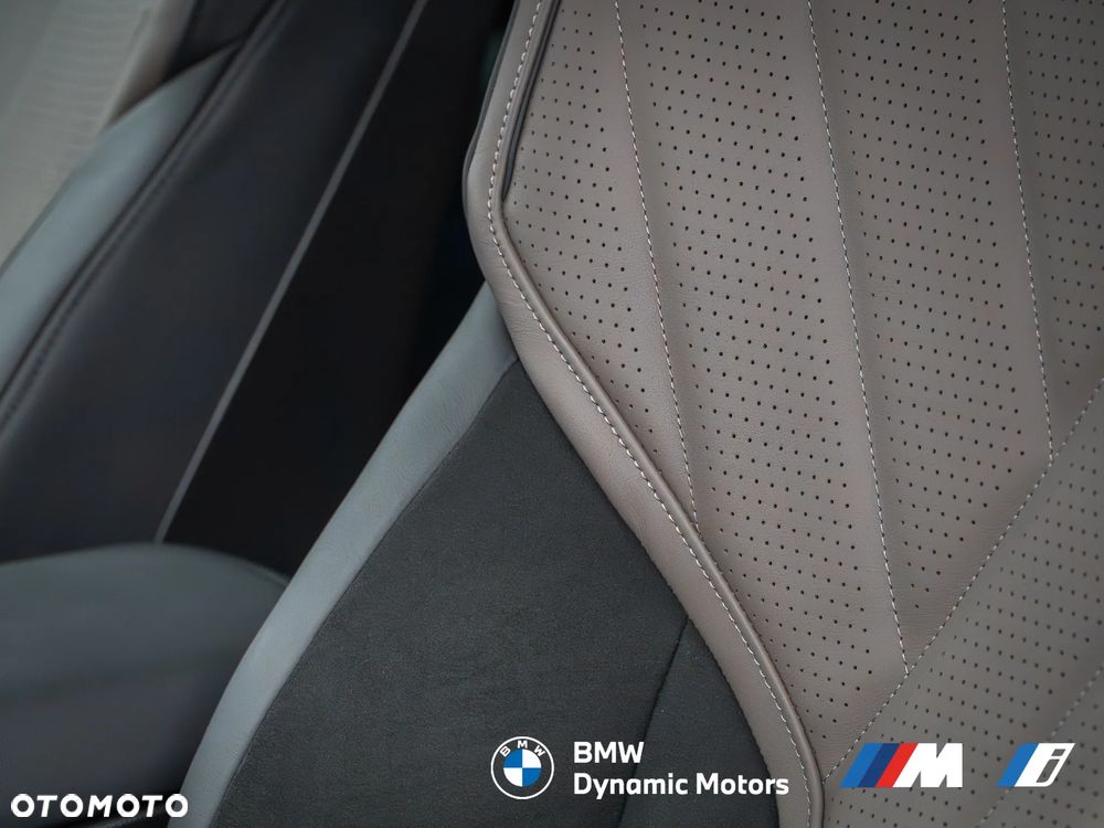 BMW iX3 50 xDrive - 33
