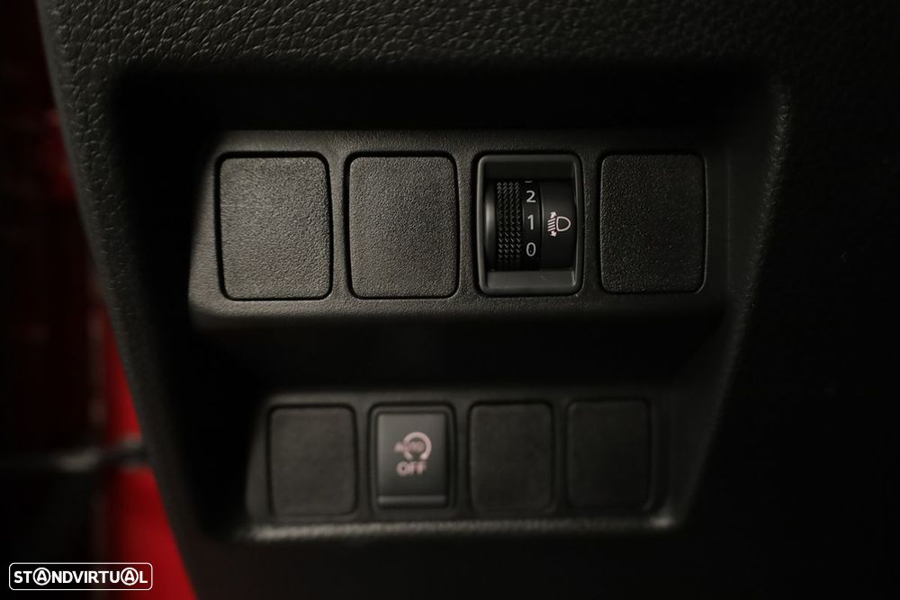 Nissan Qashqai 1.5 dCi N-Connecta Business - 17