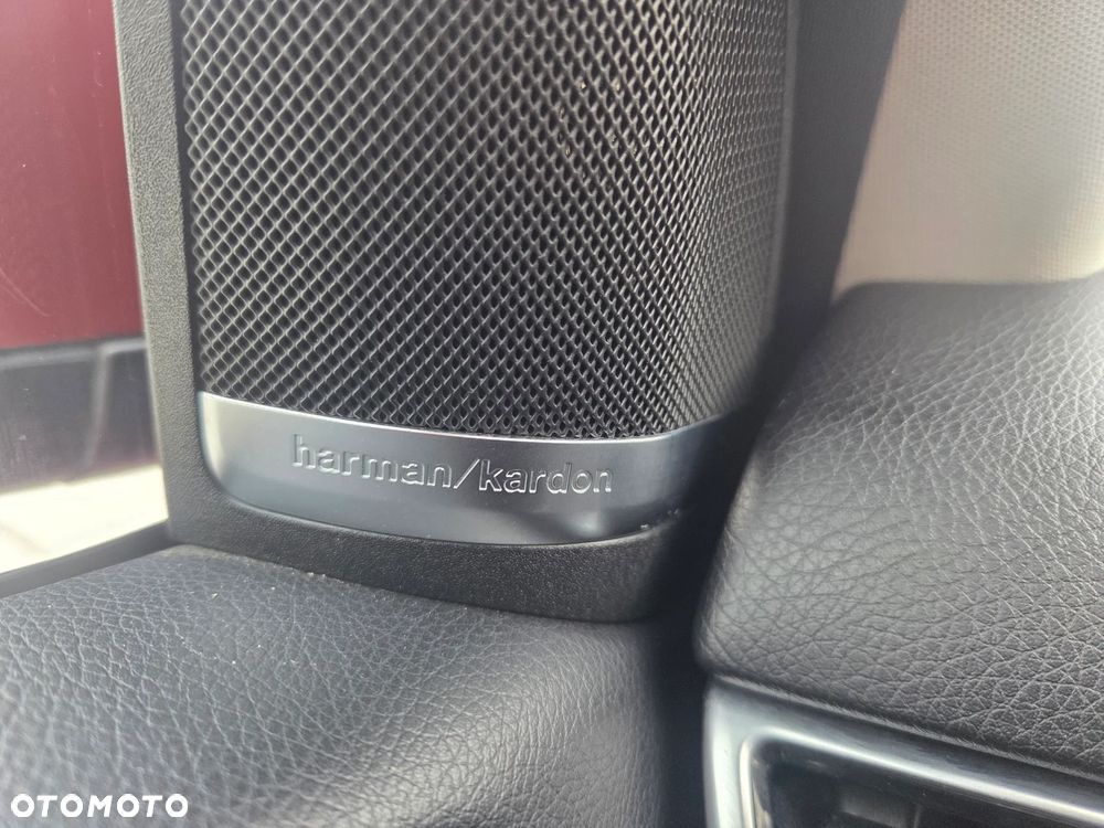 Mercedes-Benz GLE - 32