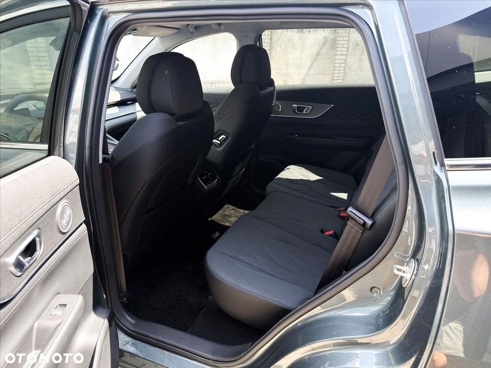 Chery Tiggo 8 - 8