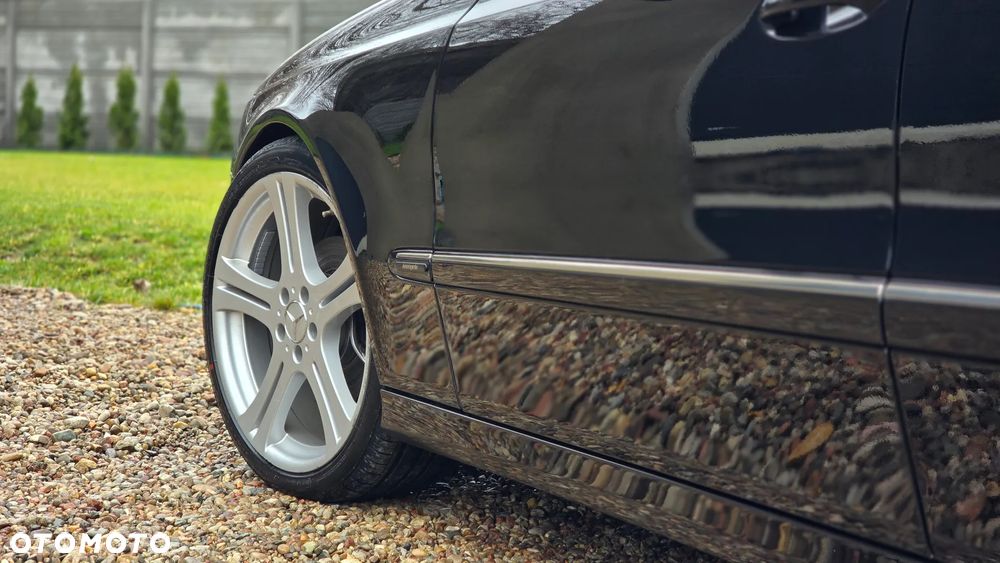 Mercedes-Benz Klasa E - 17