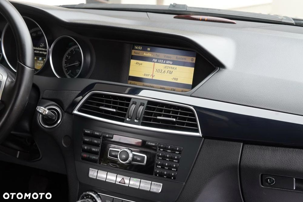 Mercedes-Benz Klasa C 180 Kompressor Avantgarde - 33