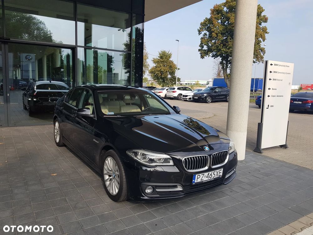 BMW Seria 5 528i xDrive - 13